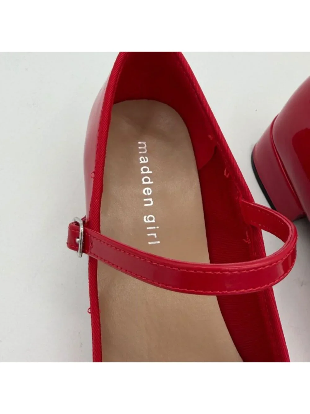 Madden Girl Tutuu block-heel Mary Jane flats red patent finish size 7.5M - Picture 6 of 9